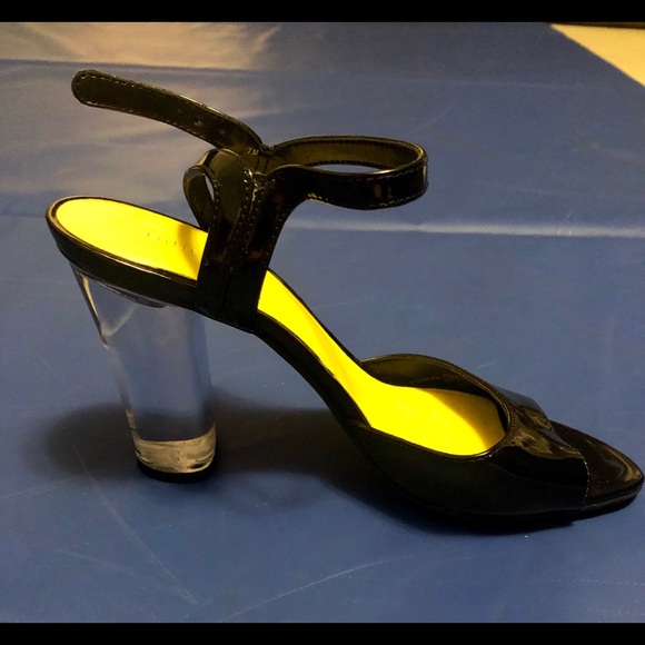 Nine West Black patent strappy sandals - Picture 2 of 3
